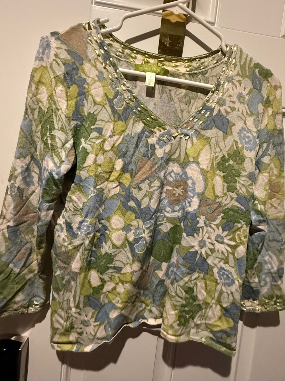 Sigrid Olsen womens Long-Sleeve V-Neck Floral Top in Green & Blue Sz S